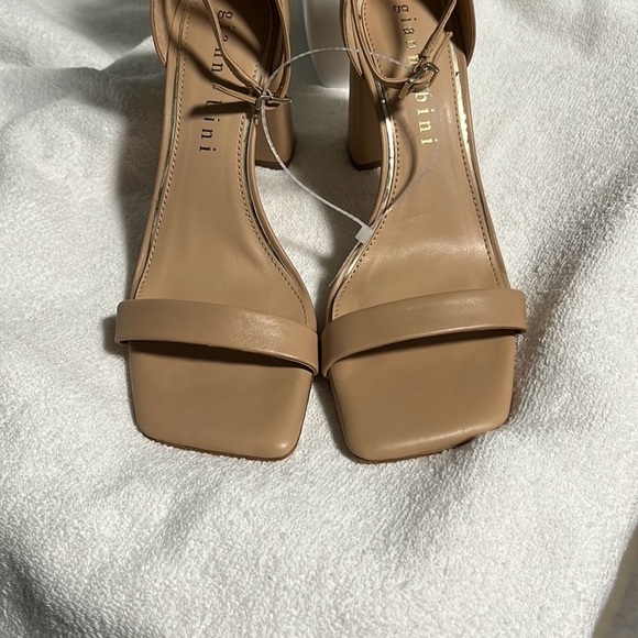 Gianni Bini Elegant Tan Block Heel Sandals - Picture 4 of 13